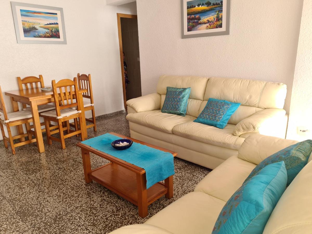 Apartamento en pleno centro de Nerja Exterior foto