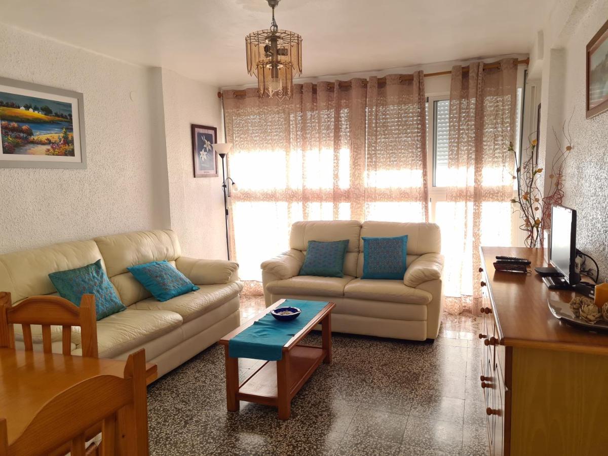 Apartamento en pleno centro de Nerja Exterior foto