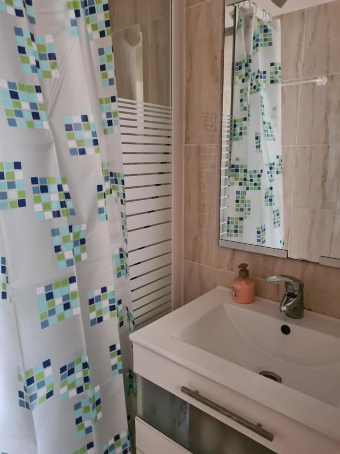 Apartamento en pleno centro de Nerja Exterior foto